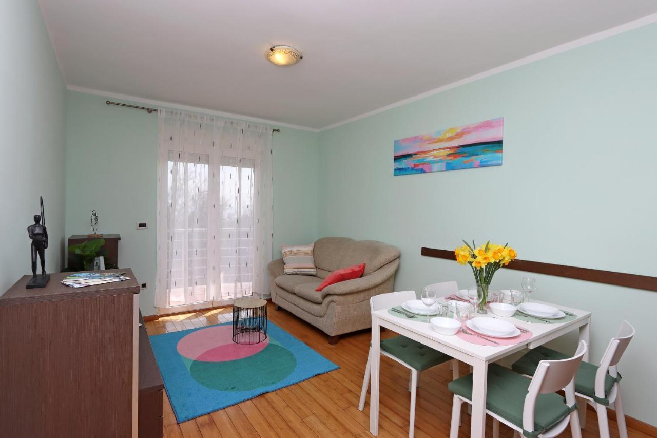 Starry Night - Smart Tv, Extra Big Bed, Big Bathtub, Private Parking, Sea View, Wifi, 2Bedrooms Volosko Esterno foto