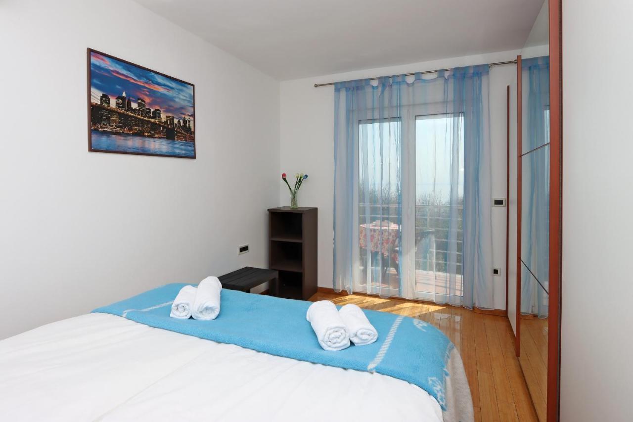 Starry Night - Smart Tv, Extra Big Bed, Big Bathtub, Private Parking, Sea View, Wifi, 2Bedrooms Volosko Esterno foto