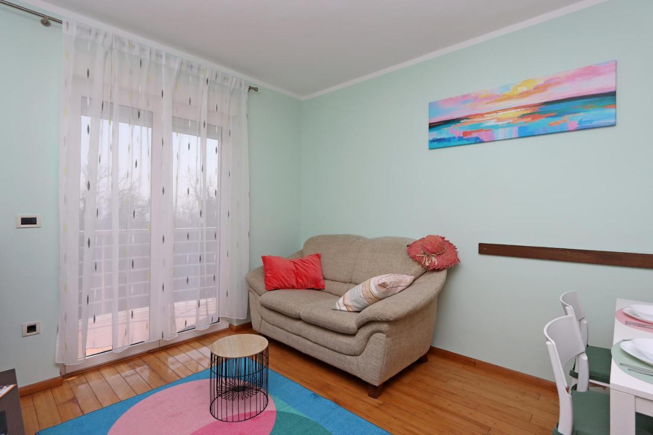 Starry Night - Smart Tv, Extra Big Bed, Big Bathtub, Private Parking, Sea View, Wifi, 2Bedrooms Volosko Esterno foto